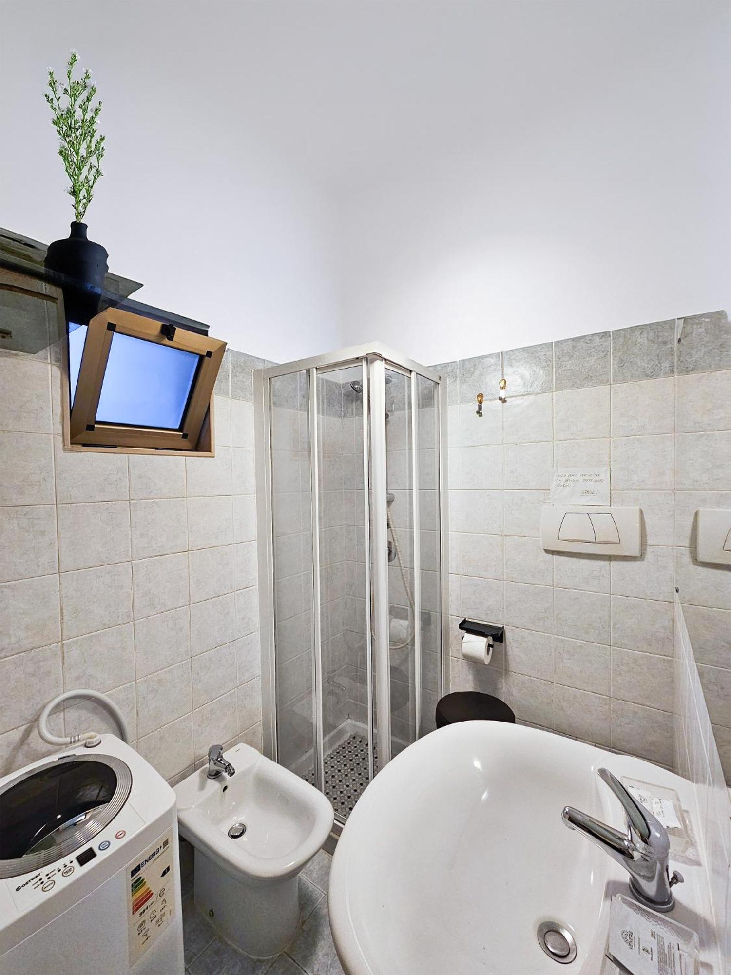 Cozy Classical Residence In The City Center Bari Exteriör bild